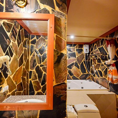 Complex Hotel Patong Luaran gambar