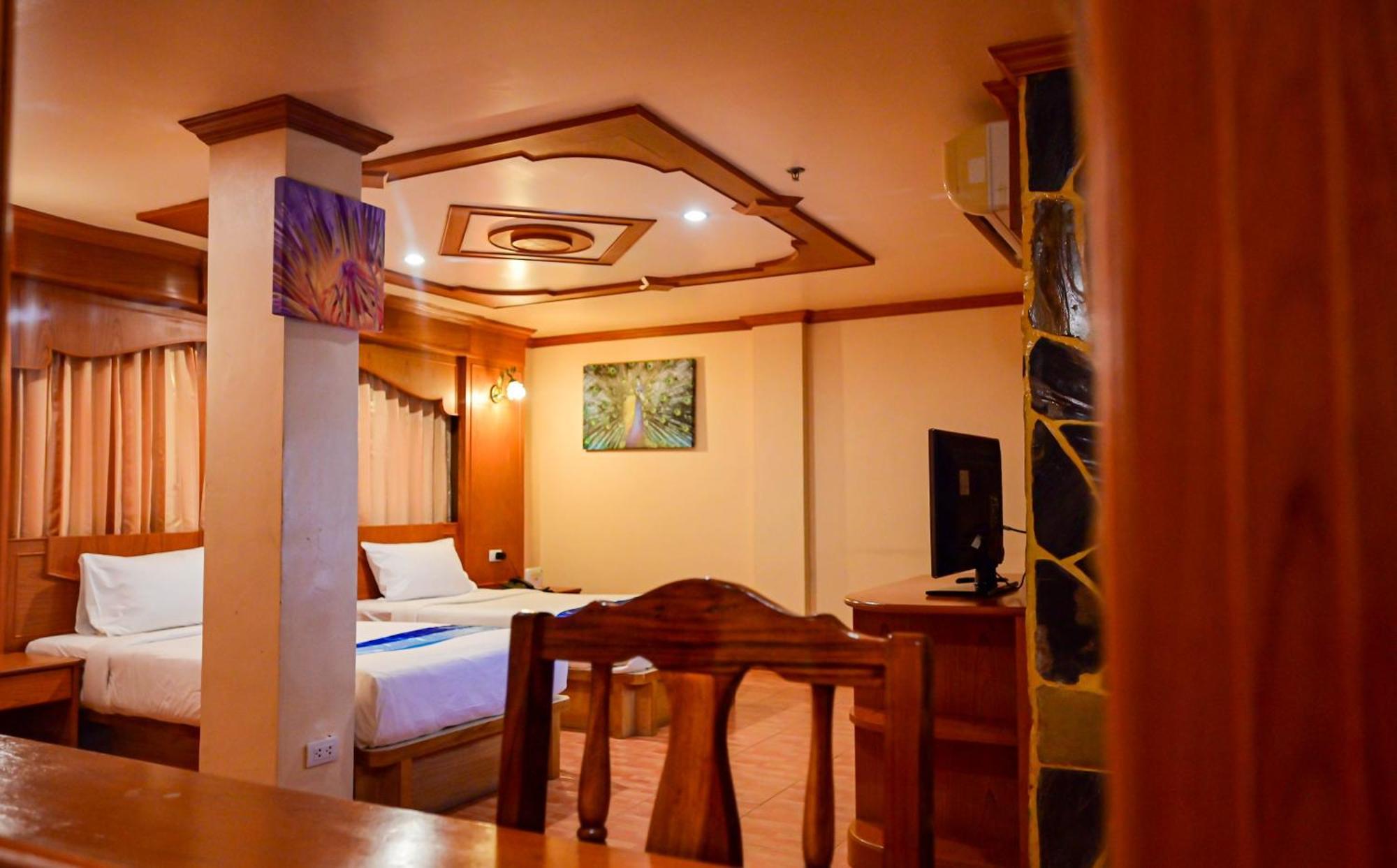 Complex Hotel Patong Luaran gambar