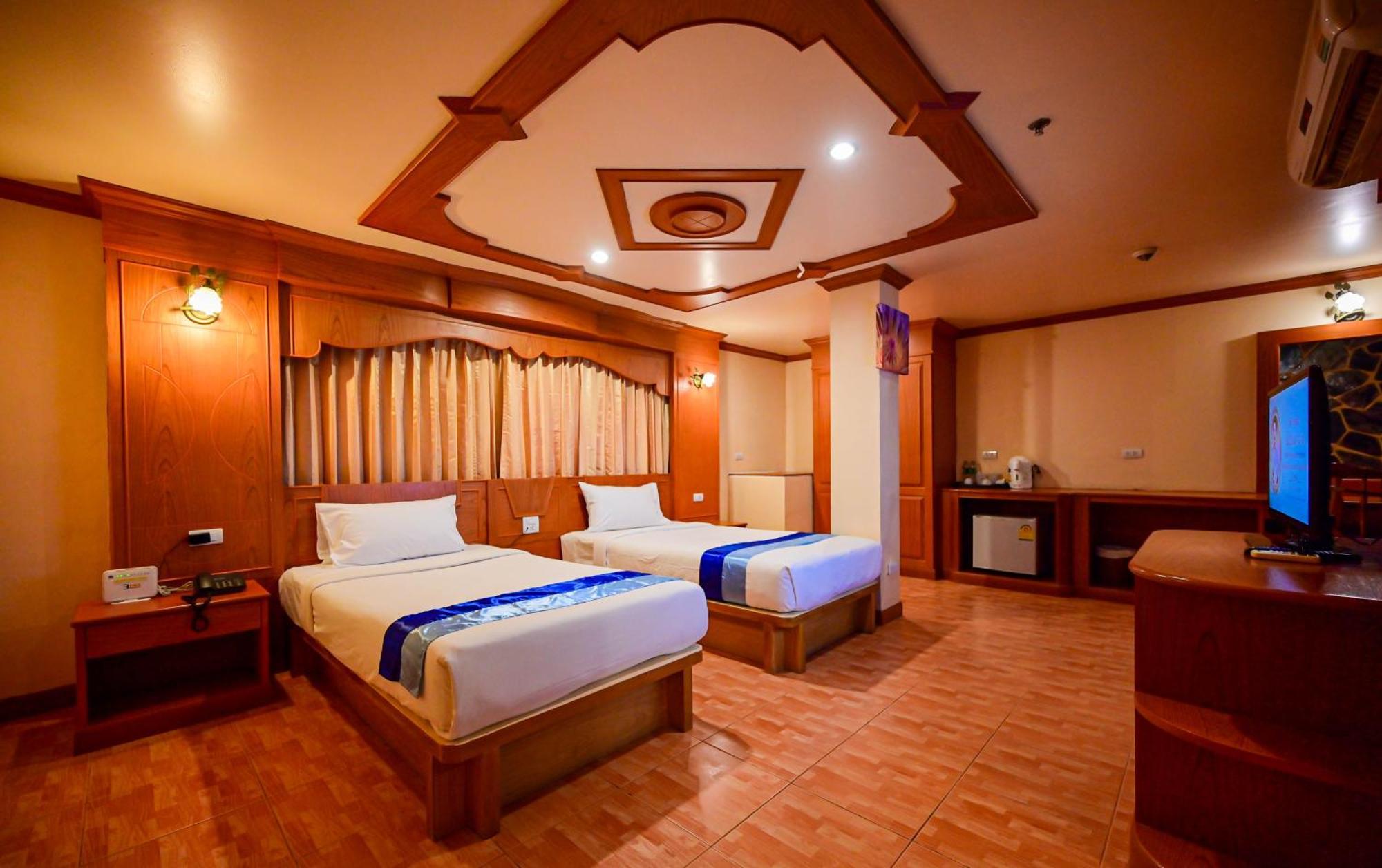 Complex Hotel Patong Luaran gambar