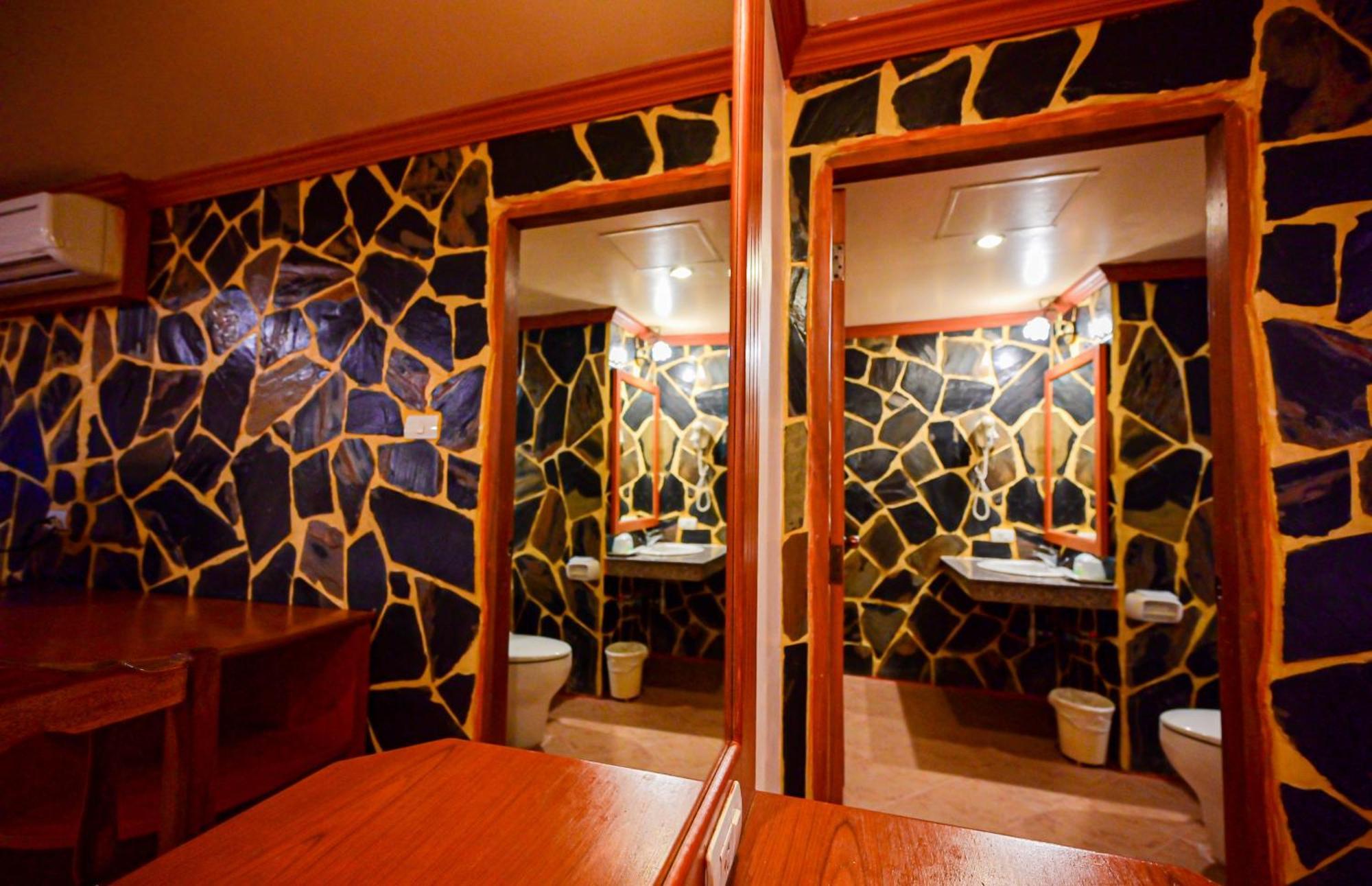 Complex Hotel Patong Luaran gambar