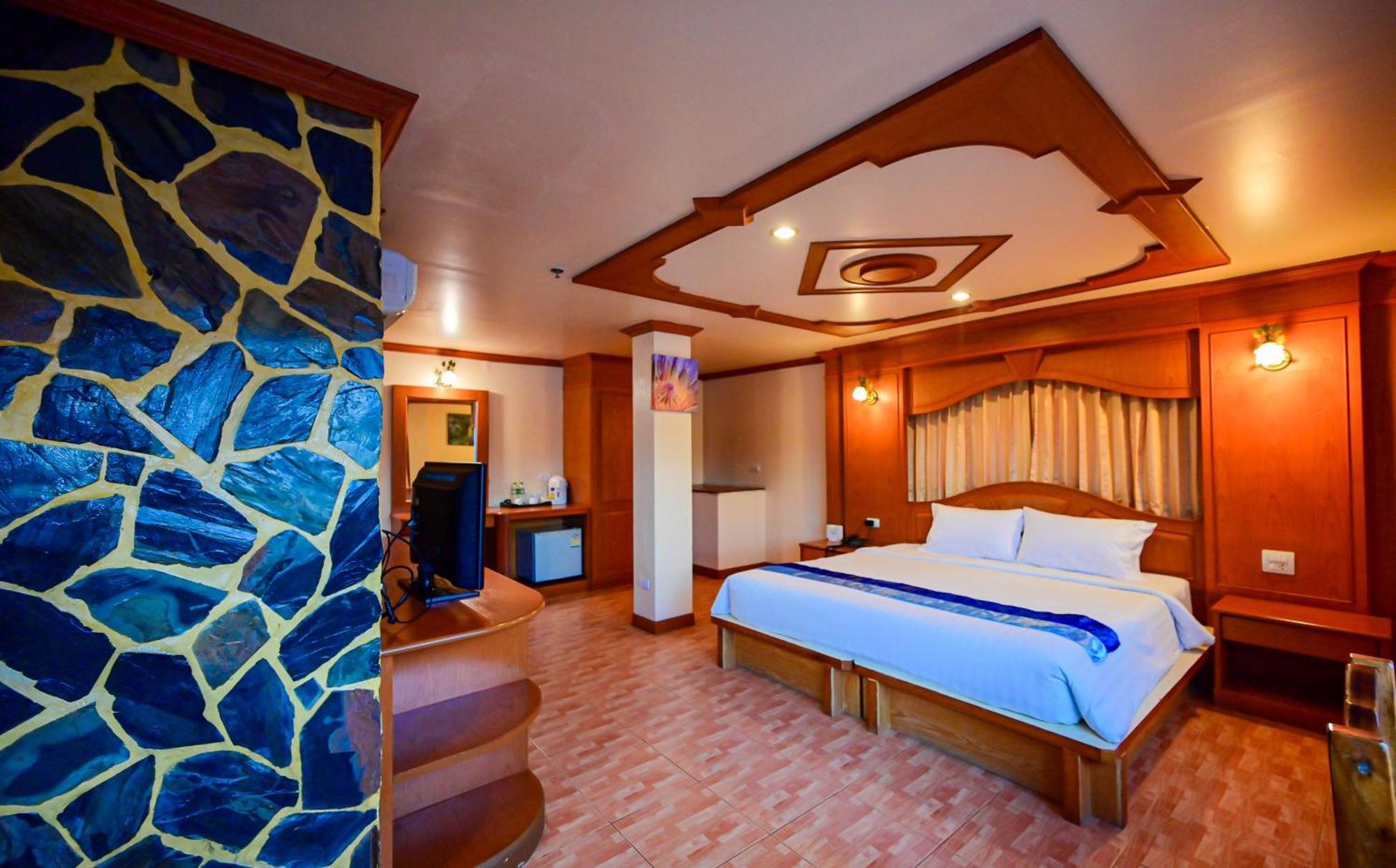 Complex Hotel Patong Luaran gambar