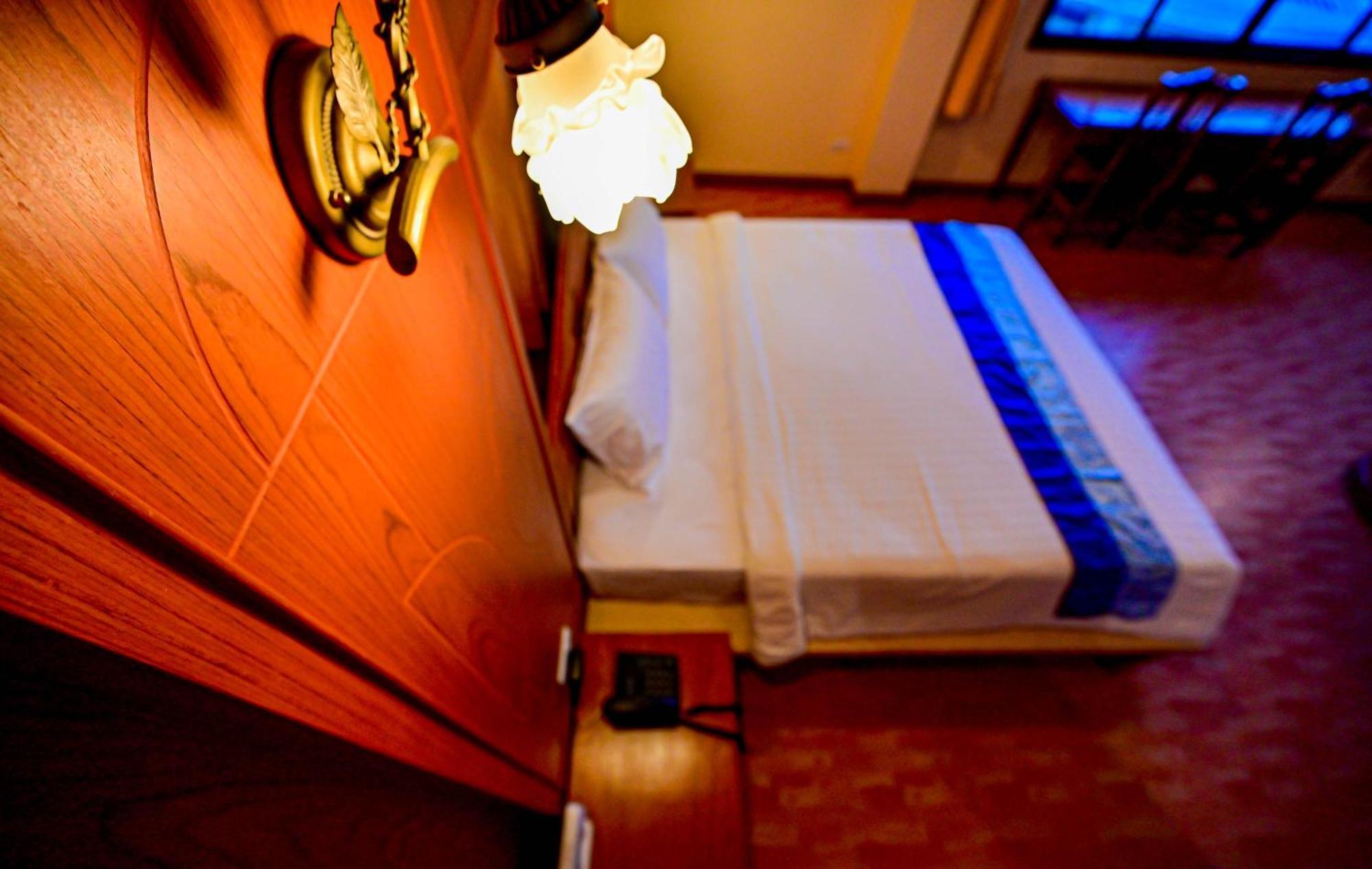 Complex Hotel Patong Luaran gambar