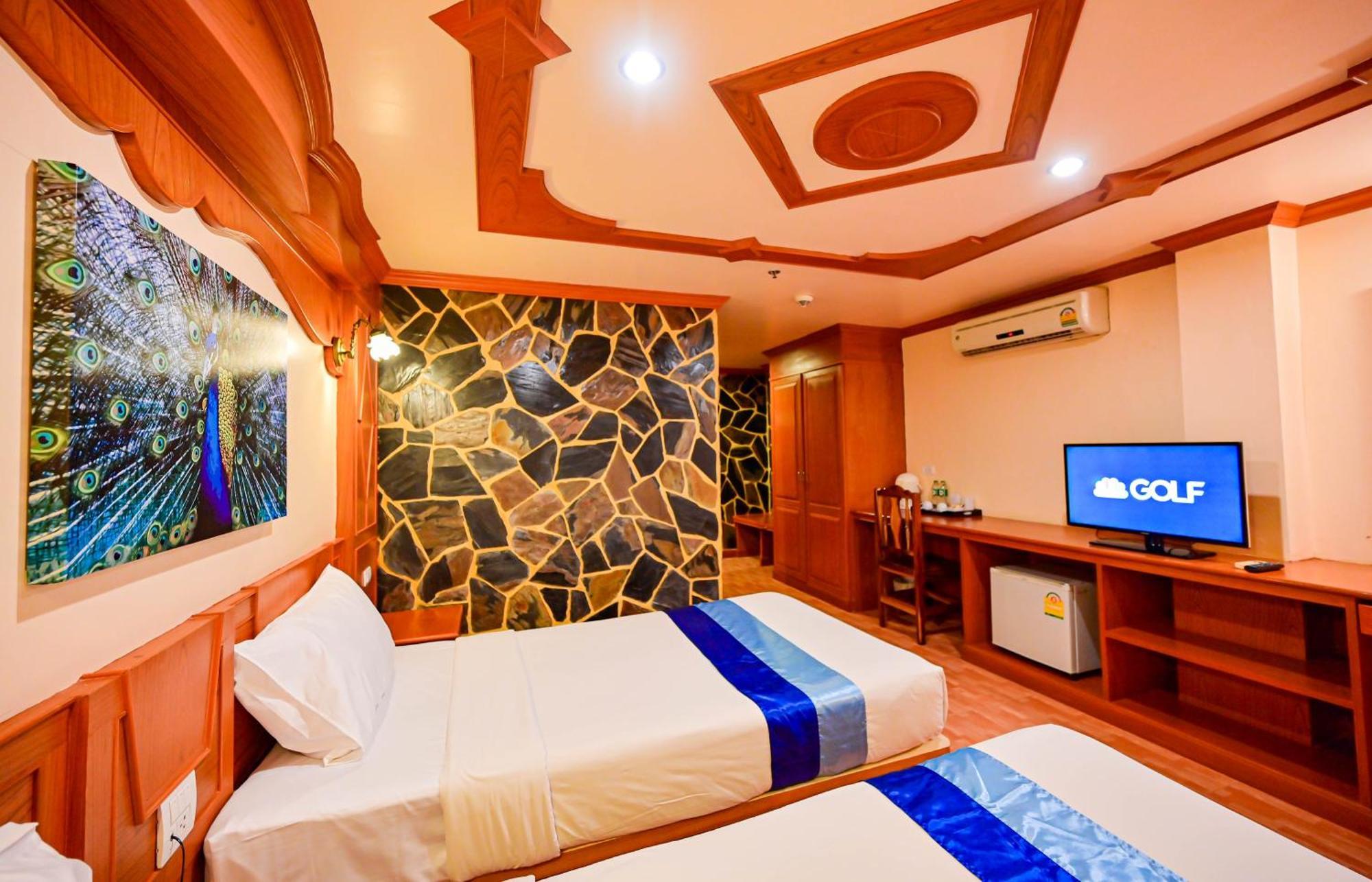 Complex Hotel Patong Luaran gambar