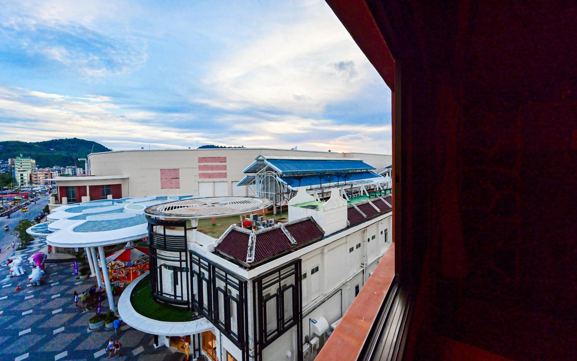 Complex Hotel Patong Luaran gambar